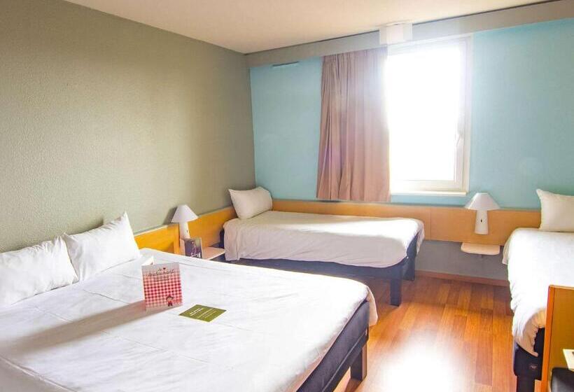 4인용 스탠다드 룸, Ibis Colmar Est   Hotel Restaurant En Alsace