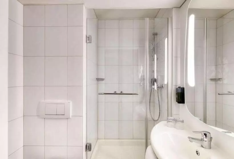 Standard Single Room Single Bed, Ibis Toulouse Aeroport