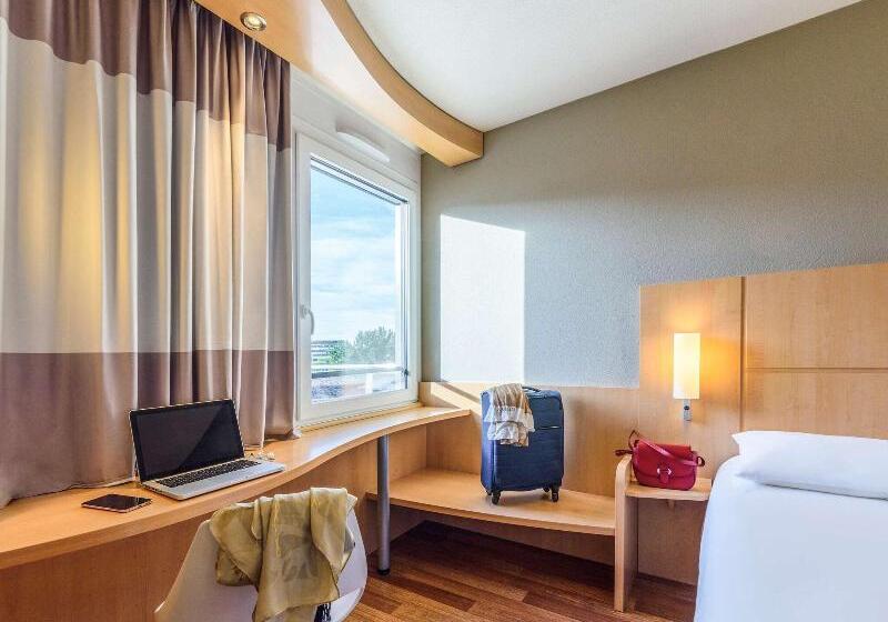 Номер Стандарт, Ibis Toulouse Aeroport