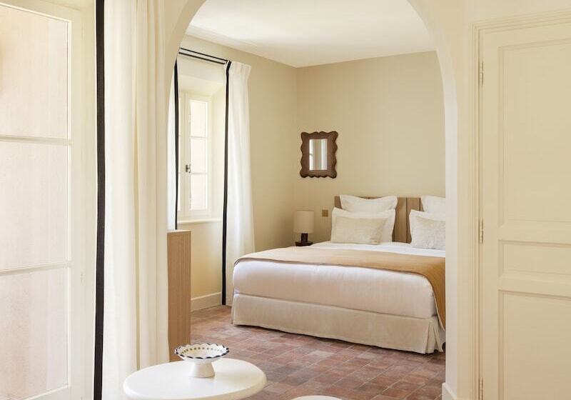 Полулюкс, La Bastide De Saint Tropez