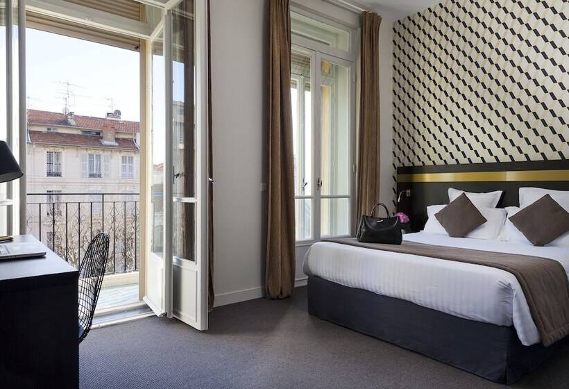 غرفة تنفيذية, Le Soleia Nice Boutique Hôtel