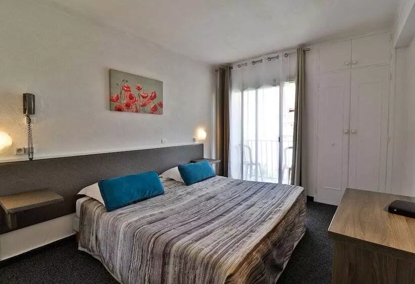 Habitación Clásica con Balcón, Le Chardon Bleu