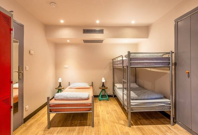 スタンダードルーム, Villa Saint Exupery Beach Hostel