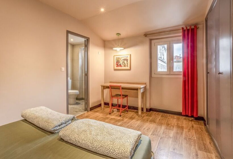スタンダードルーム, Villa Saint Exupery Beach Hostel