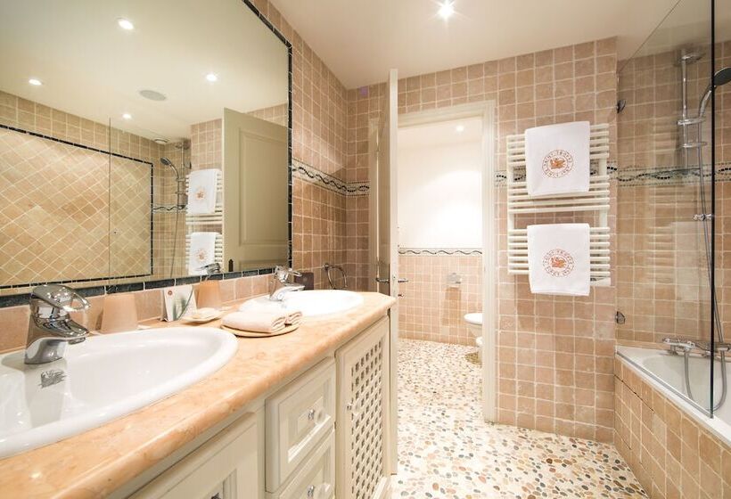 غرفة كلاسيكية, Byblos Saint Tropez