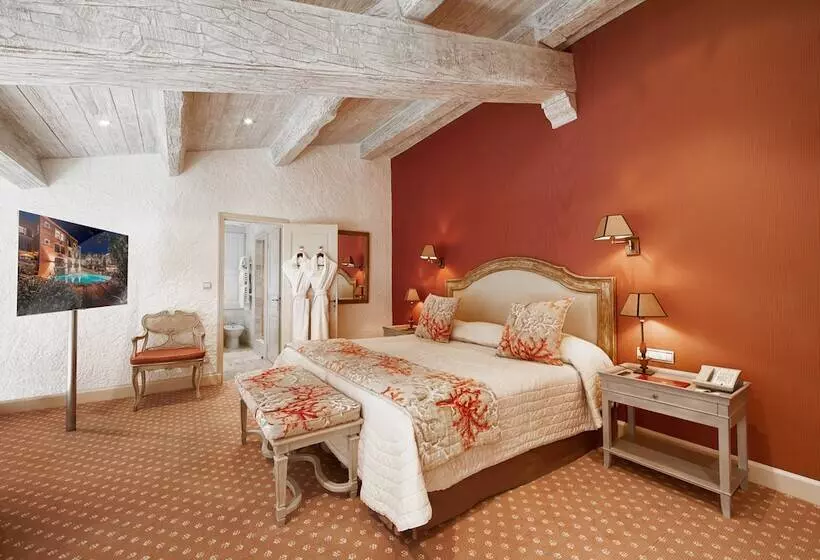 メゾネットスイート, Byblos Saint Tropez