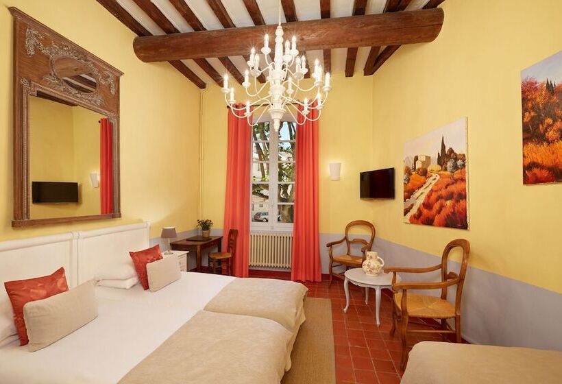 غرفة قياسية ثلاثية, De l'Atelier