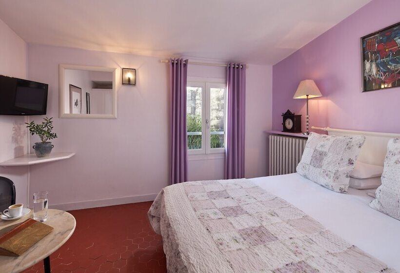 غرفة كلاسيكية, De l'Atelier