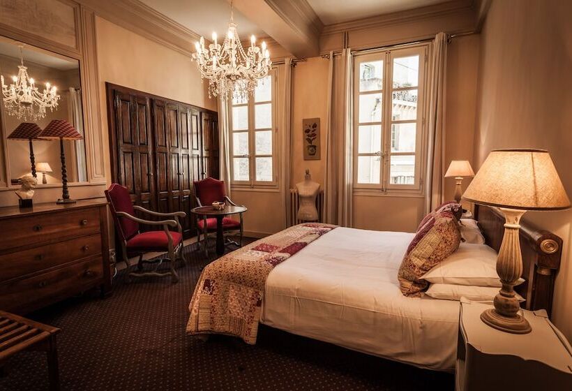 غرفة قياسية, De l'Atelier