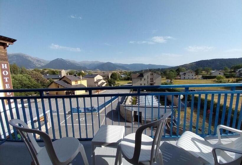 جناح عائلي, Hôtel L Oustalet