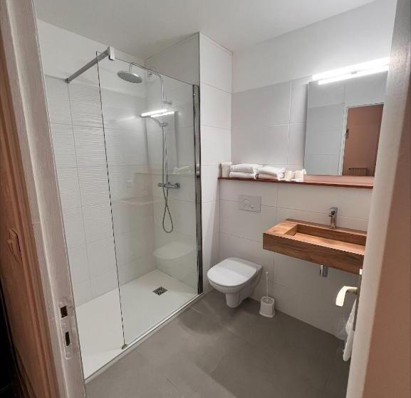 Номер Стандарт Трехместный, Hôtel Le Relais