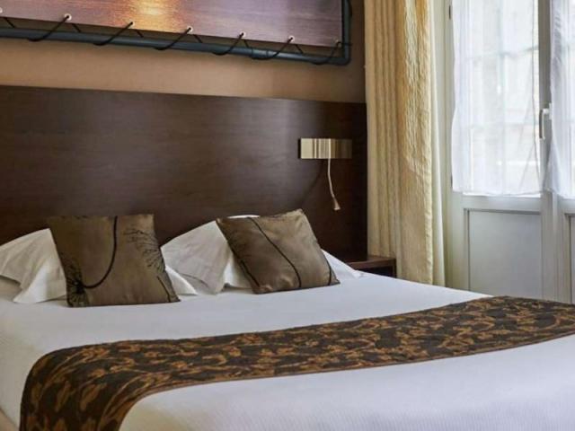 Comfort room with balcony, Le Croiseur Ginette Reouverture Après Travaux Avril 2025