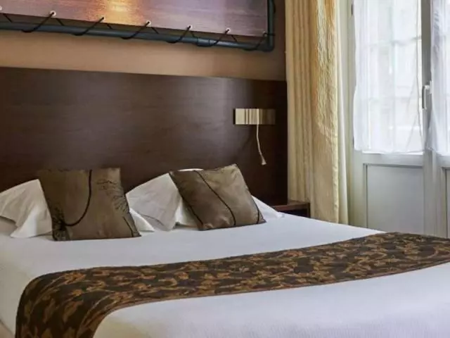 Comfort room with balcony, Le Croiseur Ginette   Reouverture Après Travaux Avril 2025