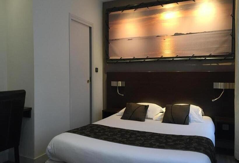 Comfort room with balcony, Le Croiseur Ginette Reouverture Après Travaux Avril 2025