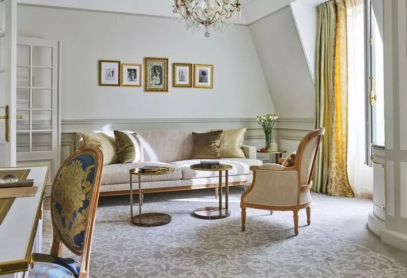 ジュニアスイート, Le Meurice – Dorchester Collection