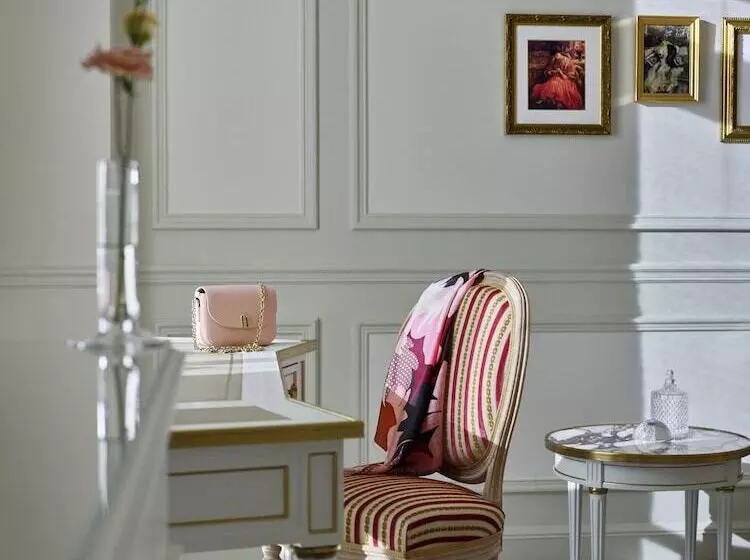 デラックスルーム, Le Meurice – Dorchester Collection
