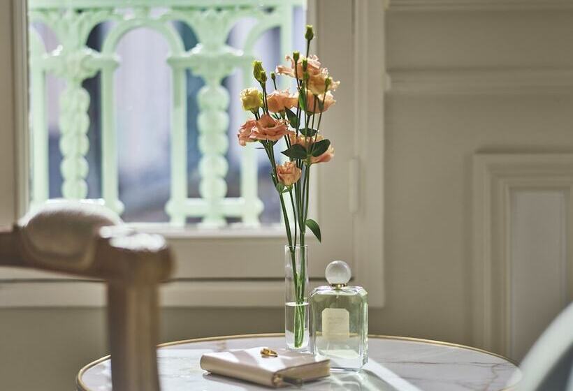 スーペリアールーム, Le Meurice – Dorchester Collection