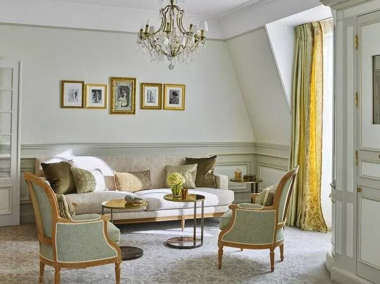 ジュニアスイート, Le Meurice – Dorchester Collection