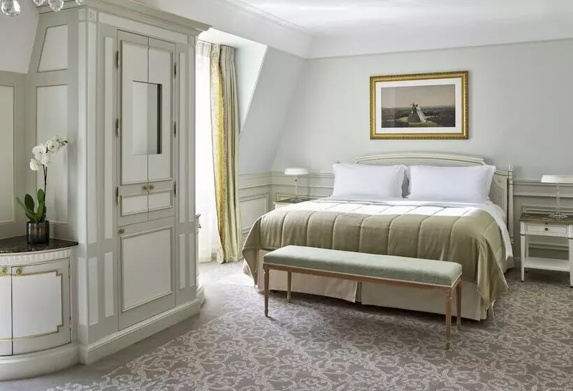 ジュニアスイート, Le Meurice – Dorchester Collection