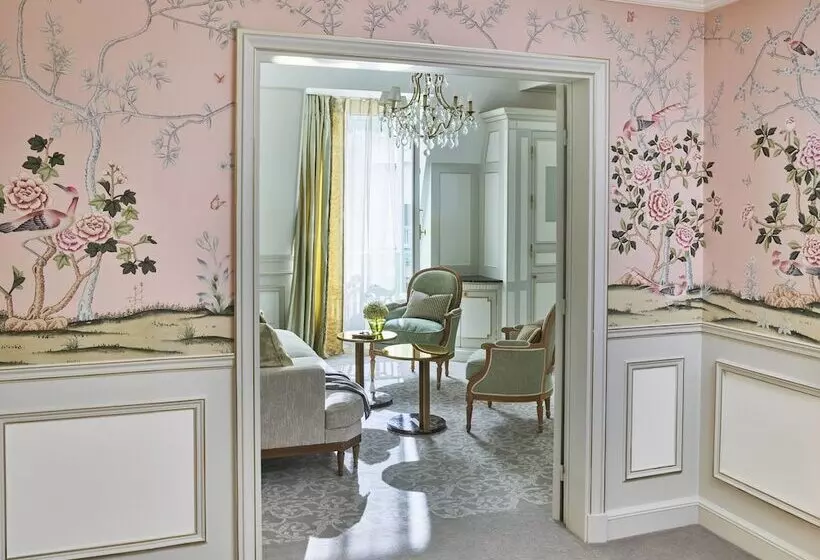 スタンダードルーム, Le Meurice – Dorchester Collection