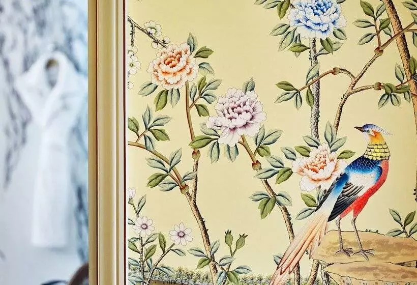 スタンダードルーム, Le Meurice – Dorchester Collection