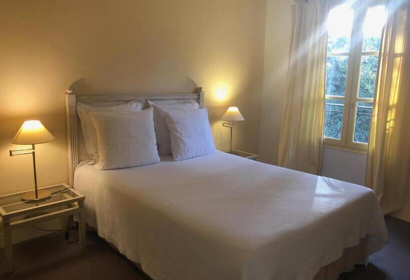 スタンダードルーム, Le Moulin De La Beune