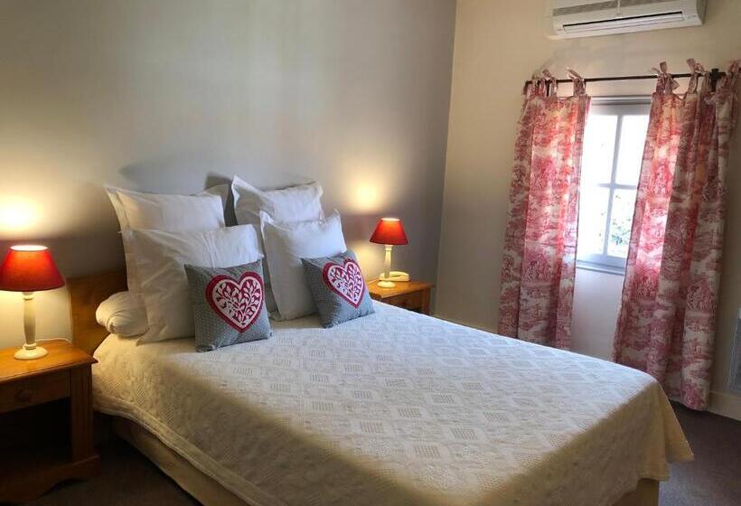 スタンダードルーム, Le Moulin De La Beune