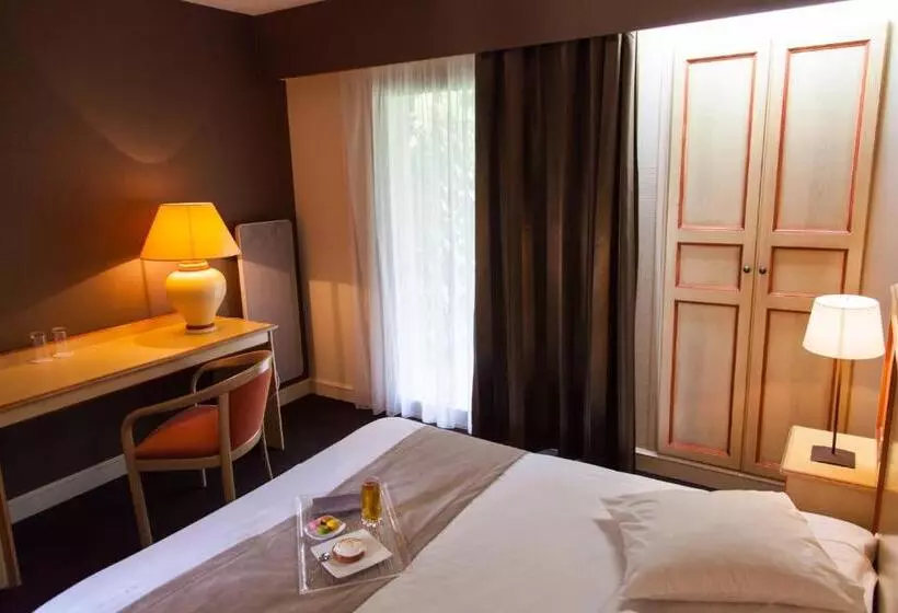 Pokój Standard, Logis Le Relais Fleuri
