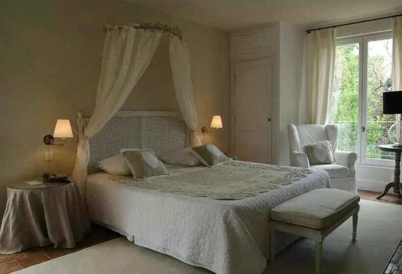 Suite, Le Mas De Chastelas