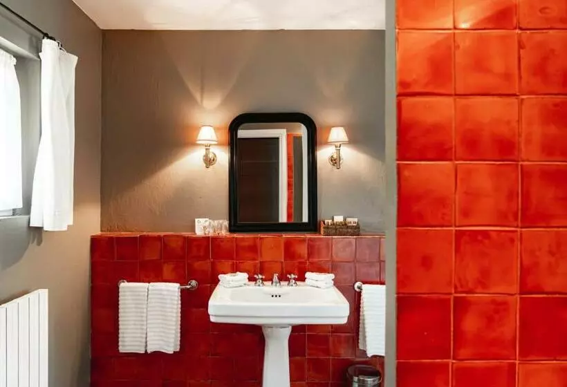 Suite, Le Mas De Chastelas