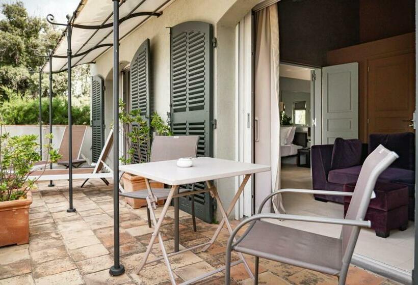 جناح, Le Mas De Chastelas