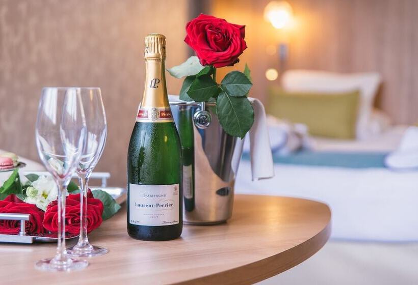 Номер Престиж, Mercure Angers Centre De Congrès