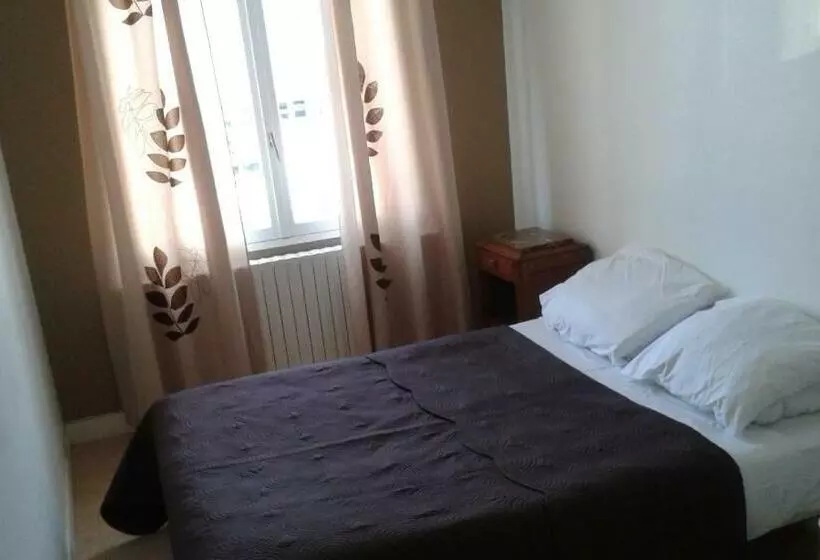 Camera Comfort, Moderne