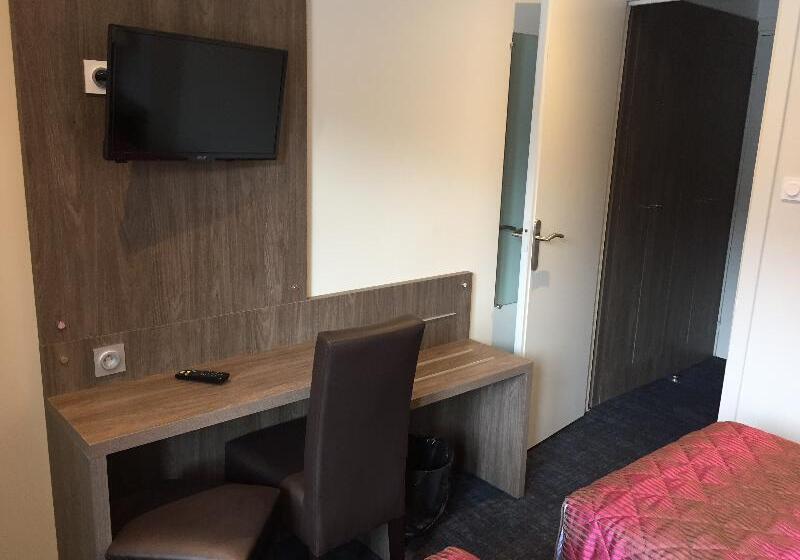 غرفة قياسية, Montbrison