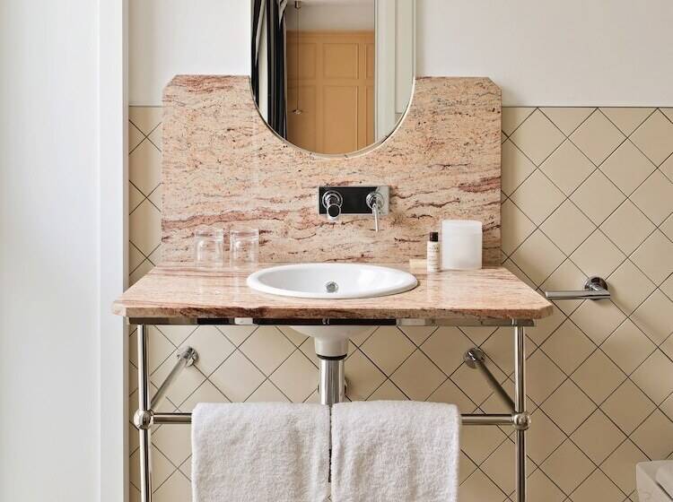 スタンダードトリプルルーム, New Hotel Lafayette