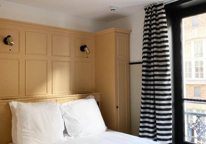 スタンダードトリプルルーム, New Hotel Lafayette