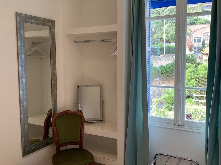 غرفة قياسية, Normandy