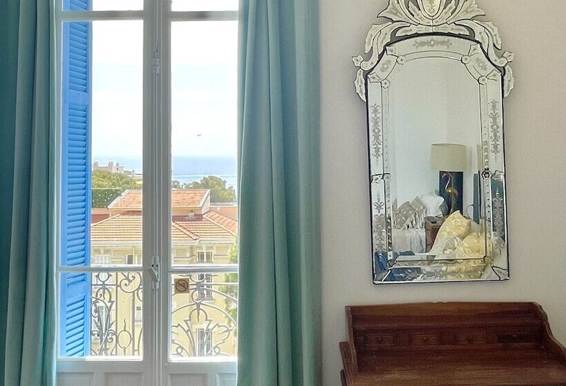 غرفة سوبيريور ثلاثية مطلّة علي البحر, Normandy