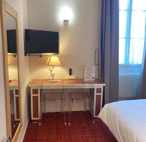 수피리어 룸, Logis Hôtel Restaurant Le Monarque