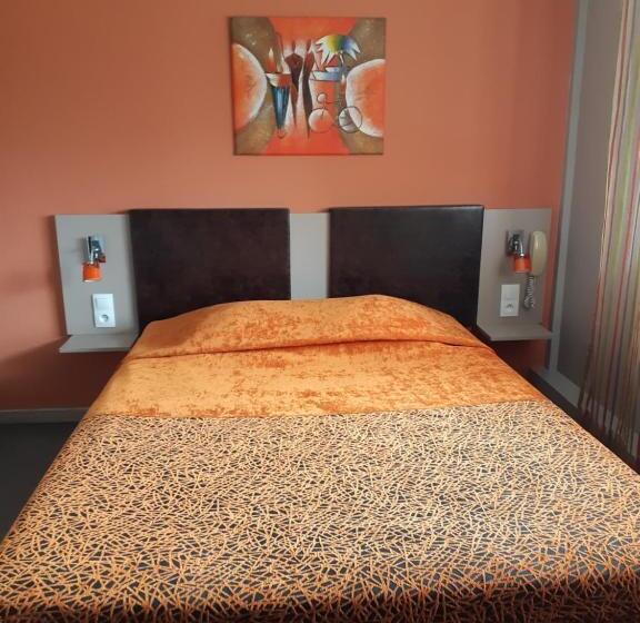 스탠다드 룸, Savary