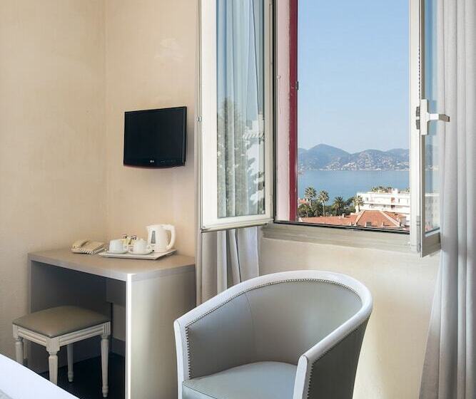 חדר דלוקס נוף לים, The Originals Boutique, Hôtel Des Orangers, Cannes