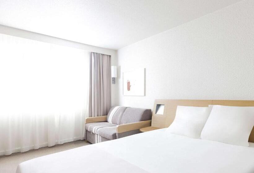 חדר סופריור, Novotel Saintavold