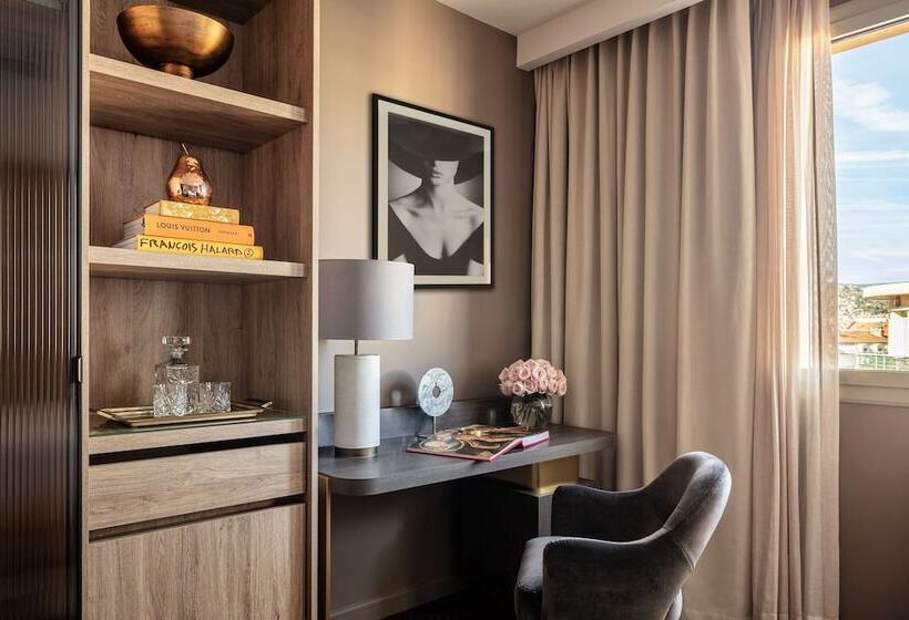 اتاق لوکس, Anantara Plaza Nice