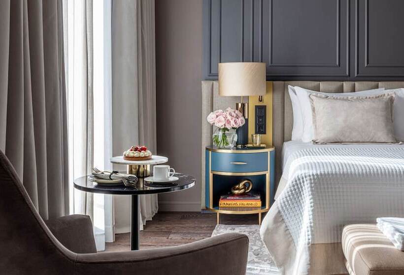 سوئیت جونیور با چشمانداز باغ, Anantara Plaza Nice