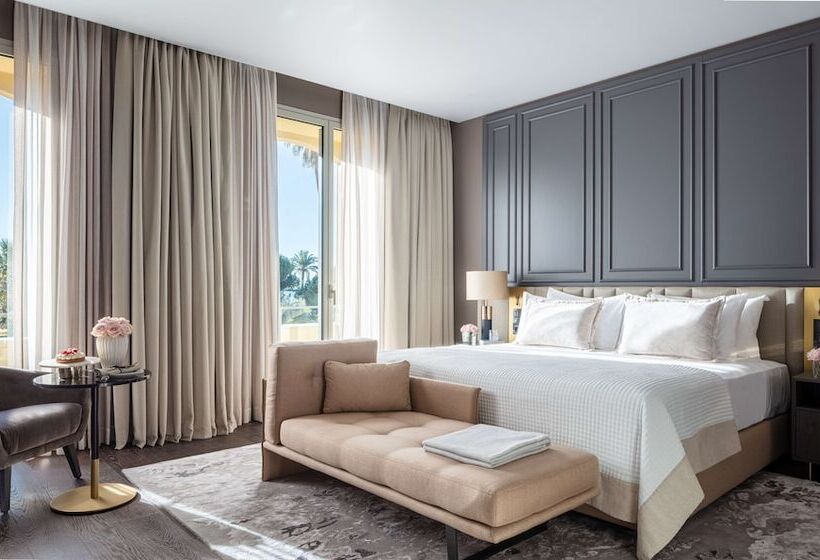 سوئیت جونیور با چشمانداز باغ, Anantara Plaza Nice