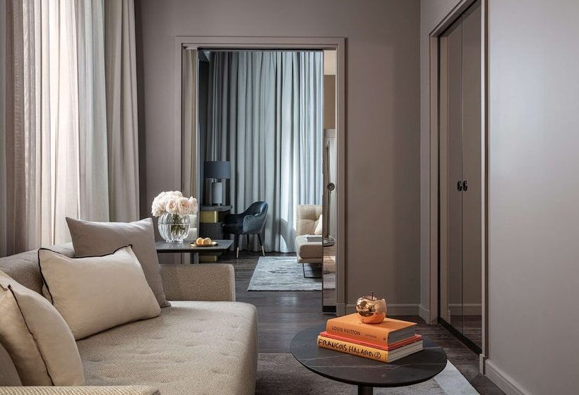 سوییت با چشمانداز دریا, Anantara Plaza Nice