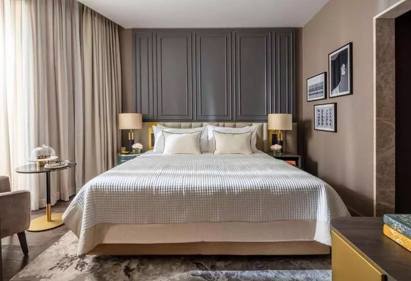 庭の見えるプレミアムルーム, Anantara Plaza Nice