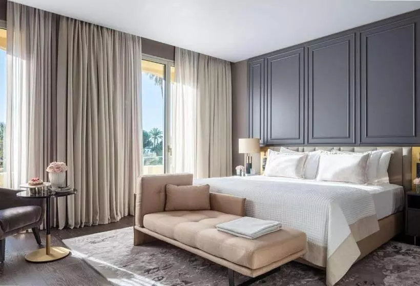 庭の見えるジュニアスイート, Anantara Plaza Nice