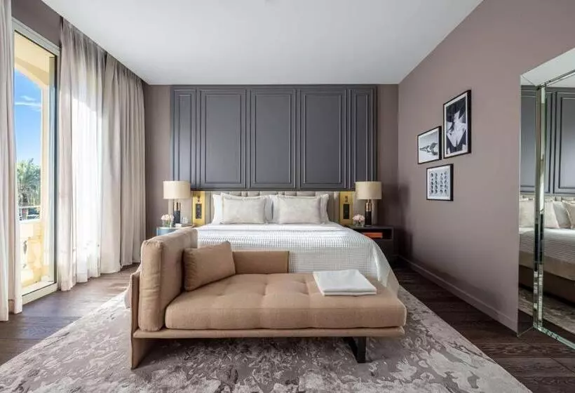 庭の見えるジュニアスイート, Anantara Plaza Nice