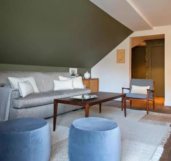 スイート, Auberge Du Pere Bise  Jean Sulpice